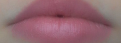 2 помадки - акробатки (Estee Lauder Pure Color № 303 Crystal Pink и Shiseido Perfect Rouge Tender Sheer № RS 326)