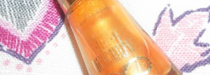 Осеннее солнце на моих ногтях