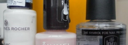 Маникюрчик поздно ночью