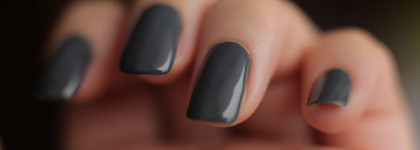 Мои серые лаки. NYX Girls Nail Polish - Dark Gray и LA Girl Color Addict nail color - Disorder