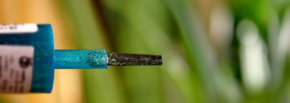 Дуэт Essence Colour & Go  №38  choose me и Sally Hansen Salon manicure №670  Midnight in NY