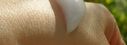 Предлагаю расслабиться с Lavender massage gel (Гель для массажа Лаванда) от L'Occitane