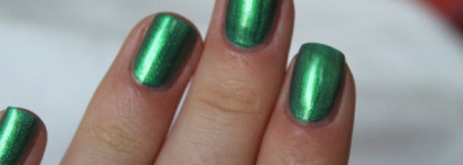 Зеленый Sally Hansen Hi-Definition Nail Color Vernis a ongles #13 Resolutions