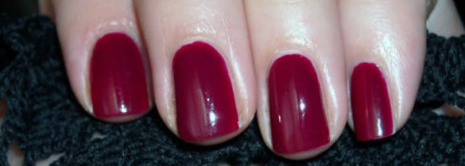 "Ягодный" лак