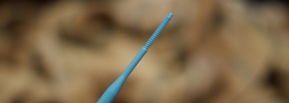 Красим брови с краской для бровей и ресниц Estel Professional Only Looks (тон корчиневый)