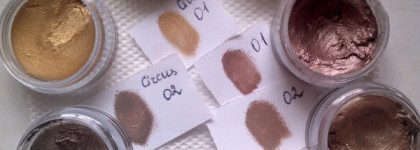 Essence - Circus Circus - stay all day eyeshadow - 02 raise the curtain for…