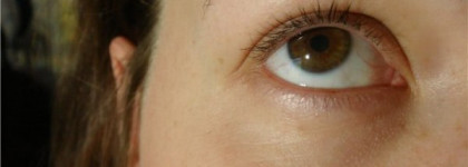 Симпатичная англичанка Rimmel  sexy curves full figure