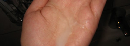 Успокаивающий кожу очищающий мягкий мусс Biosourse Biosensitive марки Biotherm