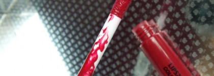 Яркие губы со стойкой помадой от Manhattan Lip2last Gloss в оттенке 45L