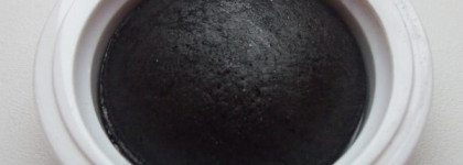 Белый снег, серый лед от Malva Cosmetics - запеченные тени Malva Cosmetics №01 и Malva Cosmetics №19