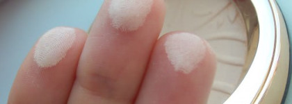 Моя находка - Матирующая минеральная компактная пудра Celebrities Beauty от Eveline Cosmetics в оттенке 21 Ivory