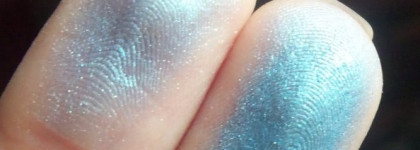 Сияющие тени для век Precision Glimmer в оттенке Icy от Avon