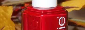 Осенний красный Essie Head Mistress