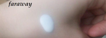 Два весёлых друга ушедшего лета - солнцезащитный флюид SPF 50+ La Roche-Posay и матирующие салфетки Shiseido