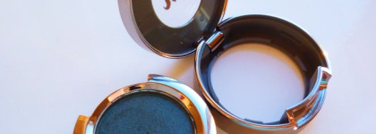 Urban Decay eyeshadow в оттенке "loaded"