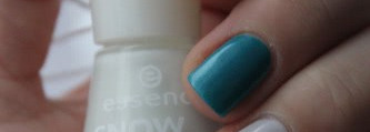 Essence Snow Jam Nail Polish "04 Top of the ice- stream" & Essence Snow Jam Nail Polish "03 life is a freeride"