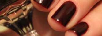 Похожи? Нет! p2 Last forever nail polish "120 dangerous affair" и p2 Color Victim nail polish "700 rich & royal"