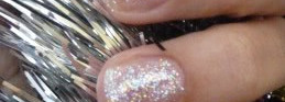 Новогодний блеск с  Hard As Nails Xtreme Wear 180 Disco Ball от Sally Hansen