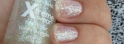 Новогодний блеск с  Hard As Nails Xtreme Wear 180 Disco Ball от Sally Hansen