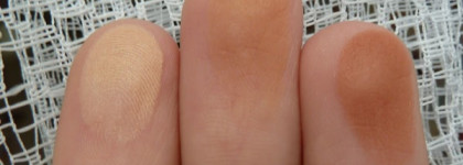 Пудра Chanel Les Beiges Healthy Glow Multi-Colour Broad Spectrum SPF 15 PA++ №002