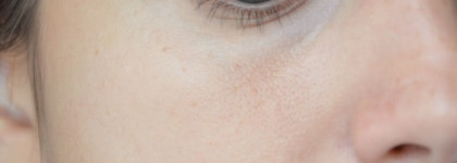 Флюид с эффектом естественного загара Chanel Les Beiges All In One Healthy Glow Fluid SPF 15 №30
