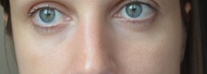 Флюид с эффектом естественного загара Chanel Les Beiges All In One Healthy Glow Fluid SPF 15 №30