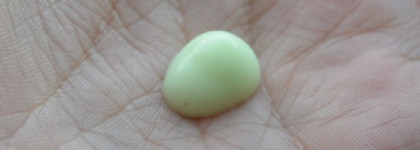 Нежные оттенки в ванной: лосьон для тела Mary Kay и бальзам для массажа ног Kenzoki