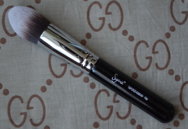 Две красотки Sigma Beauty Synthetic Kabuki F86 и F88