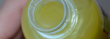 Лакомство для гурманов - набор  Макарони Fresh Line Grape Vanilla Body & Hands Collection