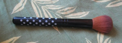 Прикосновения  кисточками