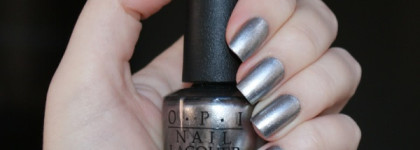 Жидкий металл OPI Nail Lacquer Haven’t the Foggiest NL F55