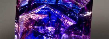 Драгоценный ноябрь синих камней с OPI и Nubar