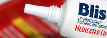 Blistex Medicated Lip Ointment - экстренная помощь для сухих губ