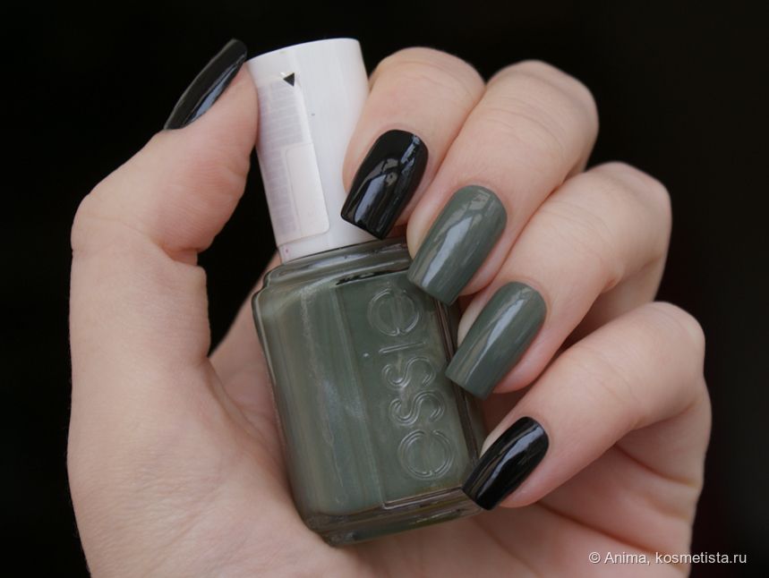 Essie Nail Lacquer Sew Psyched и Licorice дневной свет