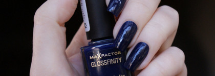 Идеальный лак Max Factor Glossfinity 135 Royal Blue