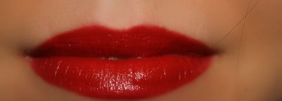 Delicious Luxury Creme Lipstick от Calvin Klein