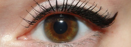 Рисуем стрелочки с MAC Penultimate Eye Liner(Rapidblack)