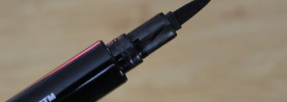 Рисуем стрелочки с Revlon Colorstay Liquid Eye Pen(оттенок Вlackest Black)