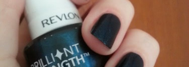 Сумасшедшей красоты околочерный  Revlon Brilliant Strength Nail Enamel Beguile 20