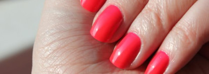 Orly 40461 Passion Fruit / Orly 40467 La Vida Loca