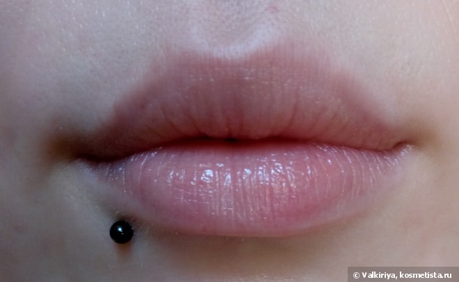 Прекрасные красные. Vivienne Sabo Jolies lèvres Lipliner 206 и NYX Soft Matte Lip Cream Amsterdam