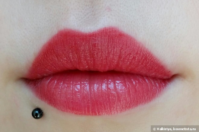 Прекрасные красные. Vivienne Sabo Jolies lèvres Lipliner 206 и NYX Soft Matte Lip Cream Amsterdam