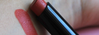 Bobbi Brown Creamy Matte Lip Color в оттенке Valencia Orange #9