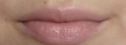 Губная помада "Множество поцелуев" (оттенок Pink Sunrise) Color Trend от Avon