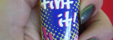 Essence Tint it! Colorchanginbg Lipgloss 03 turn to crazy