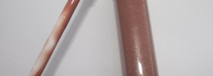 Рождество с Chanel Levres Scintillantes Glossimer #297