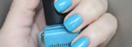 Deborah Lippmann On The Beach