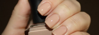 Deborah Lippmann Naked и Deborah Lippmann Modern Love