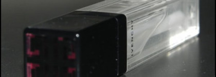 Мой блеск Givenchy Pop Gloss Crystal Lip Gloss - 401 Just Pulp