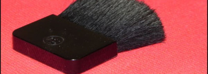 Возвращение в  "Венецию" с Poudre Douce #80 Peche Caresse от Chanel